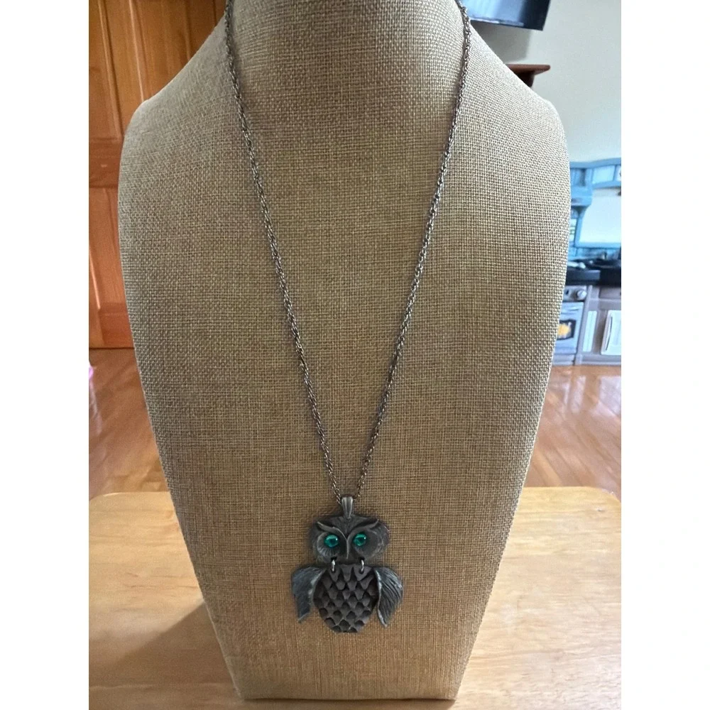 Vintage Articulated Owl Pendant Necklace Silver Tone Green Eyes Statement‎